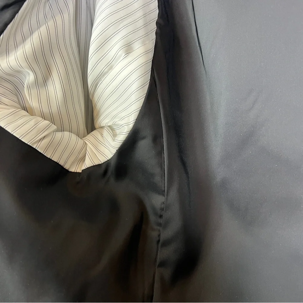 FRAME Silver Metallic Tailored Blazer Size 10 Luxe Structured Statement Jacket